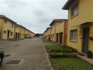 2 Bed Apartment in Veld En Vlei