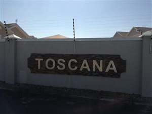 2 Bed Apartment in Protea Heights