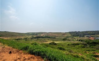 1170 m² Land available in Sheffield Beach