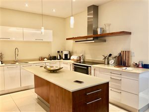3 Bed Apartment in Houghton Estate