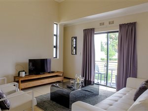 2 Bed Apartment in Jackal Creek Golf Estate