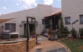 3 Bedroom House in Wilgeheuwel