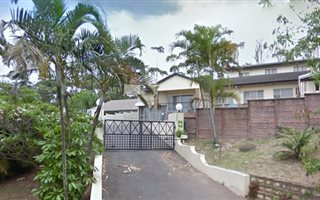 2 Bedroom Duplex in Yellowwood Park