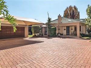 3 Bed House in Elma Park