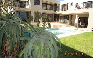 5 Bedroom House in Baronetcy Estate