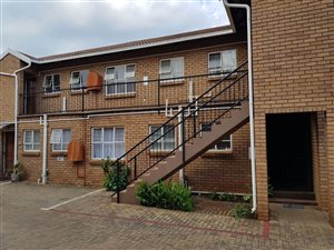 1 Bed Apartment in Hennopspark