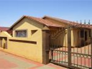 3 Bed House in Soshanguve