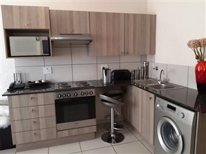 2 Bed Apartment in Paulshof