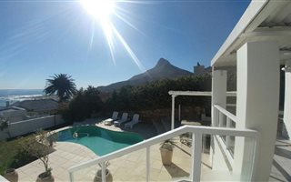 3 Bedroom House in Camps Bay
