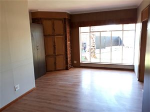 1.5 Bedroom Flat in Doringkloof