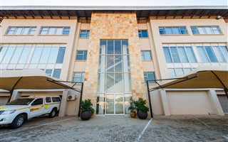 244 m² Office Space in Kyalami