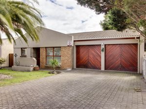 3 Bed House in Protea Heights