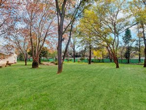 3610 m² Land available in Duxberry