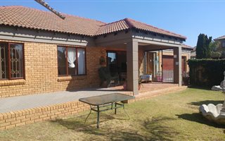 3 Bedroom Townhouse in Pinehaven