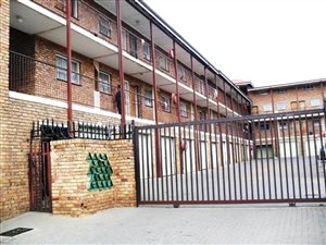2 Bed Apartment in Kempton Park Central
