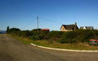 691 m² Land available in Boggomsbaai