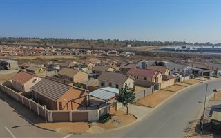 3 Bedroom House in Olievenhoutbosch