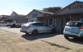 490 m² Commercial space in Vredenburg