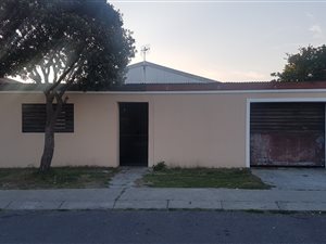 3 Bed House in New Woodlands