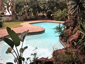 4 Bed House in Kingsview
