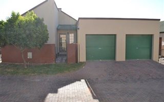 3 Bedroom House in Noordwyk