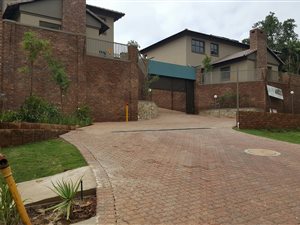 5 Bed Cluster in Waterkloof Ridge