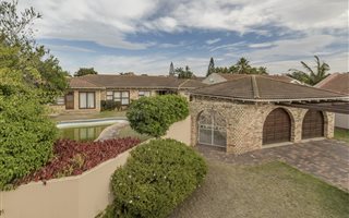 5 Bedroom House in Sherwood and surrounds