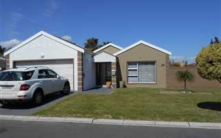 3 Bedroom House in Parklands