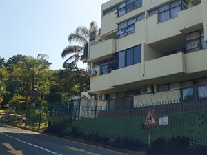 2 Bed Apartment in Sarnia
