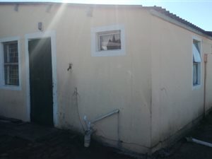 2 Bed House in New Macassar Village