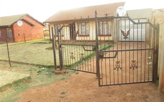3 Bedroom House in Sebokeng Zone 17