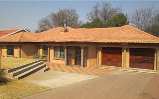 4 Bedroom House in Benoni CBD