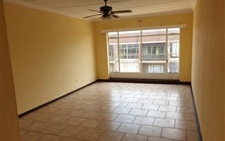 2 Bedroom Flat in Elspark
