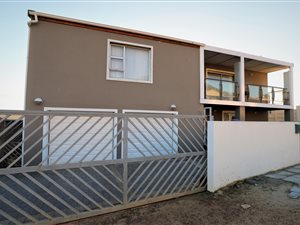 3 Bed House in Ocean View