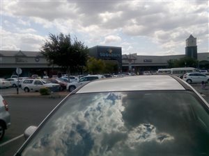 243 m² Commercial space in Horison