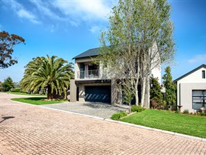 5 Bed House in Durbanville Hills
