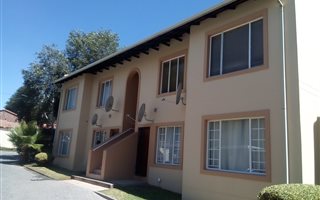 1 Bedroom Townhouse in Randburg Central