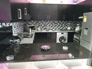 2 Bedroom Flat in Wynberg