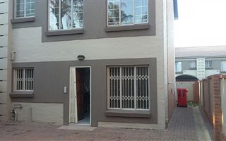 2 Bedroom Townhouse in Theresa Park