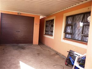 3 Bed House in Aquadene