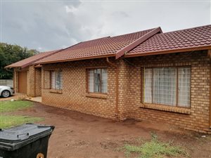 3 Bed House in Pollak Park