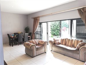 3 Bed House in Wendywood