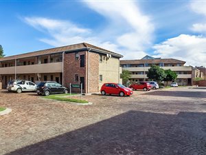 2 Bed Apartment in Grahamstown Central