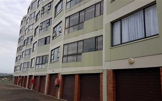 3 Bedroom Apartment in Amanzimtoti