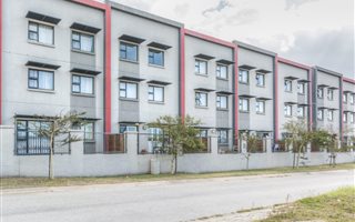 2 Bedroom House in Charlo