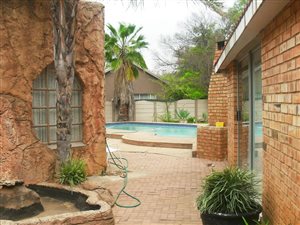 4 Bed House in Flimieda