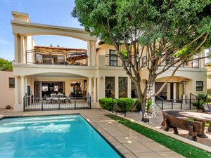 4 Bed House in Dainfern Ridge