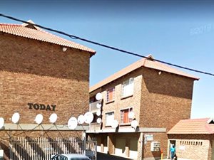 2 Bed Apartment in Kempton Park Central