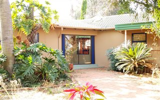 3 Bedroom House in Die Hoewes