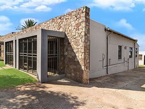 4 Bed House in Maraisburg